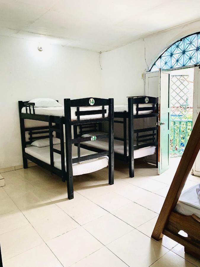 Hostal La Espanola De Getsemani Cartagena Екстер'єр фото