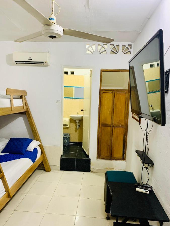 Hostal La Espanola De Getsemani Cartagena Екстер'єр фото