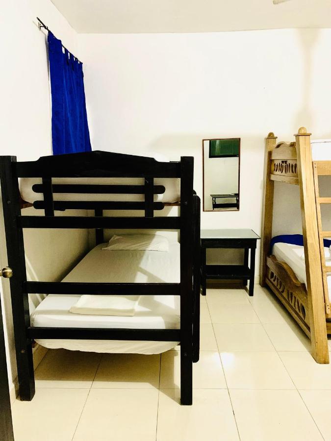 Hostal La Espanola De Getsemani Cartagena Екстер'єр фото