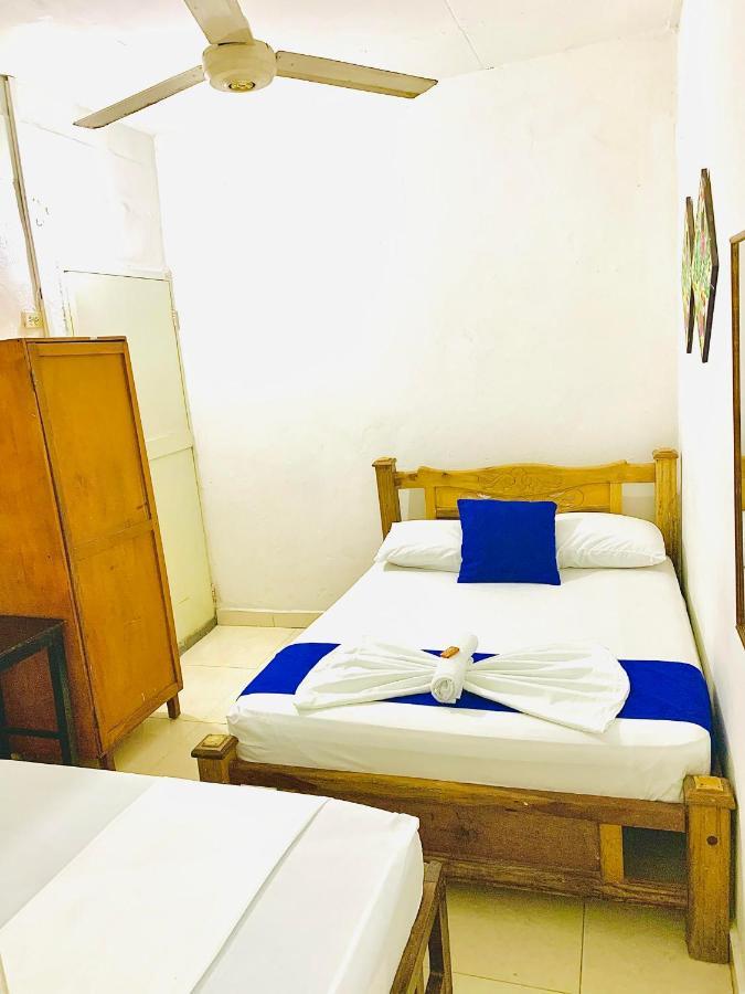 Hostal La Espanola De Getsemani Cartagena Екстер'єр фото