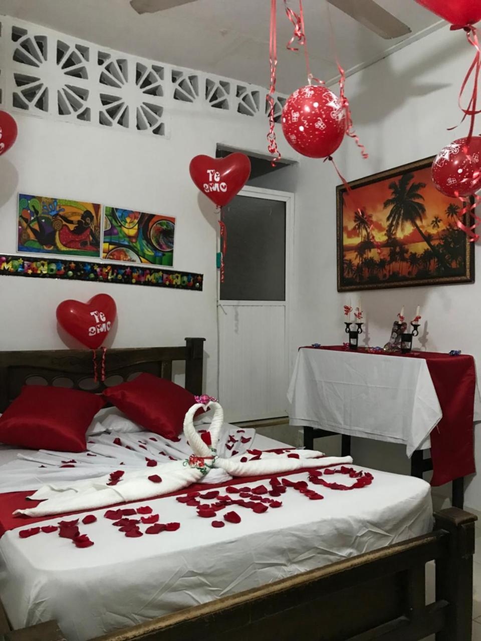 Hostal La Espanola De Getsemani Cartagena Екстер'єр фото